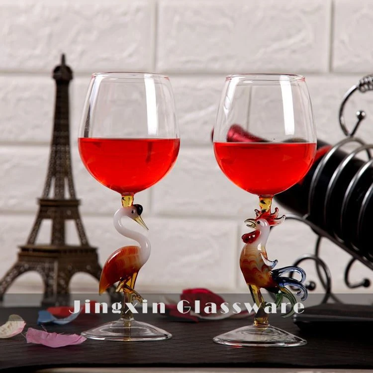 Tazza tal-Cocktail tal-Ħġieġ Kreattiv
